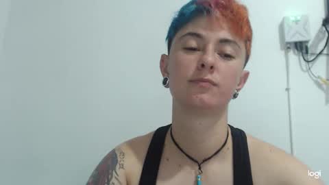 Snapshot of tomboyblue chatting on 01.07.25 Blue online show from 01.07.25