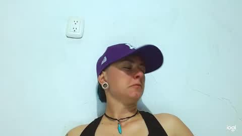 Snapshot of tomboyblue chatting on 01.19.25 Blue online show from 01.19.25