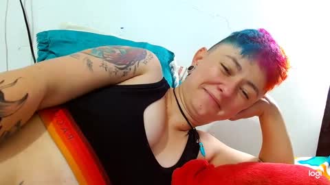 Snapshot of tomboyblue chatting on 01.21.25 Blue online show from 01.21.25