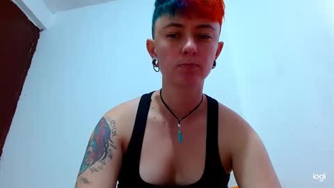 Snapshot of tomboyblue chatting on 02.04.25 Blue online show from 02.04.25