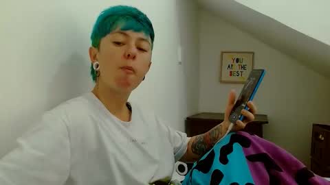 Snapshot of tomboyblue chatting on 02.17.26 Blue online show from 02.17.26