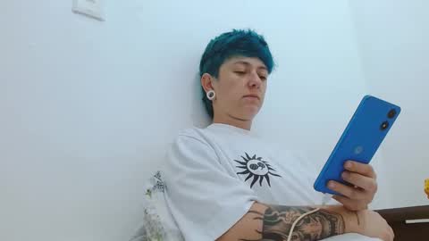 Snapshot of tomboyblue chatting on 02.20.26 Blue online show from 02.20.26