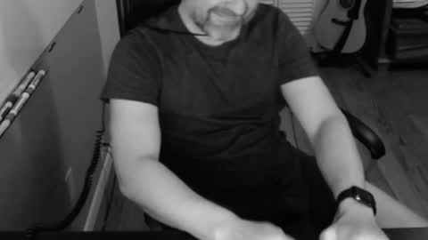 tombrockmoen2 online show from 01.05.25