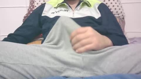 Snapshot of tommaso9046 chatting on 12.29.24 tommaso9046 online show from 12.29.24