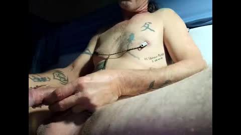 tommgunn25 online show from 12.22.25