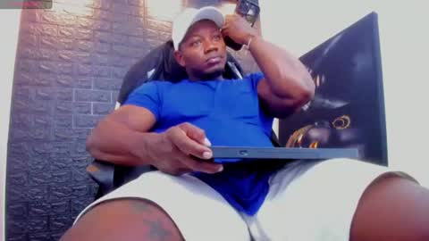 Tom Mike online show from 07.06.26