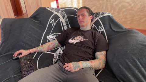 Tommy and Katana online show from 02.05.25