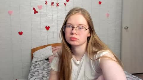 Tommy loves Katie online show from 03.05.25