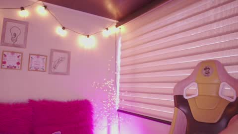 Blue  online show from 04.11.26