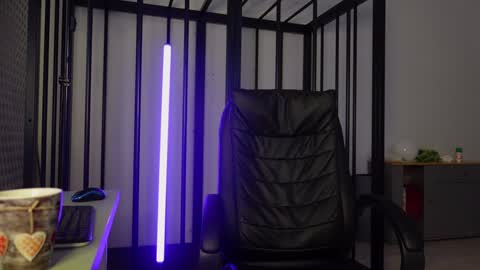 Snapshot of tommy_burnzzz chatting on 01.18.25 tommy burnzzz online show from 01.18.25