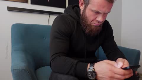 Snapshot of tommy_burnzzz chatting on 02.12.25 tommy burnzzz online show from 02.12.25