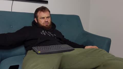 Snapshot of tommy_burnzzz chatting on 03.10.25 tommy burnzzz online show from 03.10.25