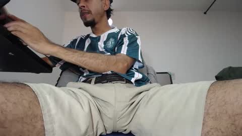   Thomas    online show from 02.22.25