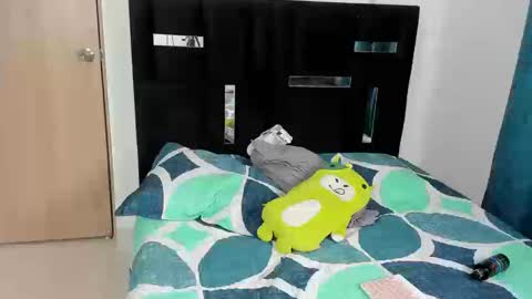   online show from 09.26.25