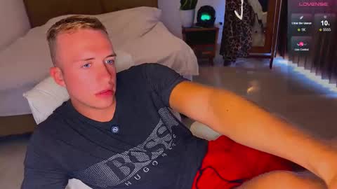 Snapshot of tommy_cumfinger chatting on 11.24.25 Tommy online show from 11.24.25