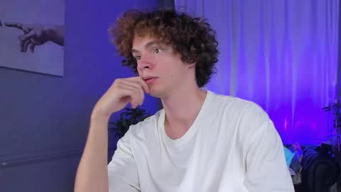 Snapshot of tommy_jamm chatting on 10.23.25 Tommy online show from 10.23.25