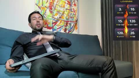 tommy_raym0ndg online show from 12.20.24