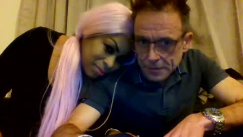 Snapshot of tommyandtomara chatting on 04.06.26 tommyandtomara online show from 04.06.26