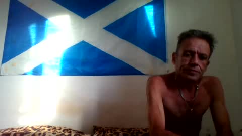Snapshot of tommyandtomara chatting on 06.25.26 tommyandtomara online show from 06.25.26