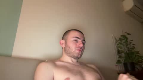 tommyflash_tut online show from 02.10.25