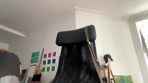 Snapshot of tommyg6420 chatting on 10.09.25 First Show ever 3 online show from 10.09.25