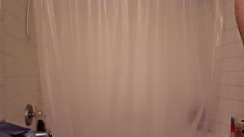 Snapshot of tommypressure chatting on 02.24.26 tommypressure online show from 02.24.26