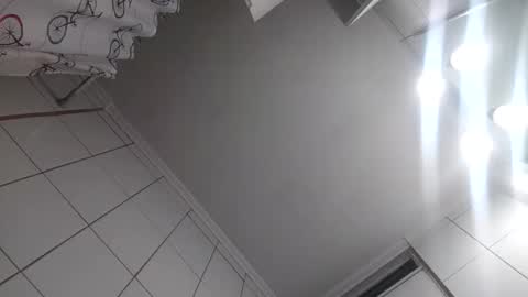 Snapshot of tommypv20 chatting on 12.18.24 Tommy online show from 12.18.24