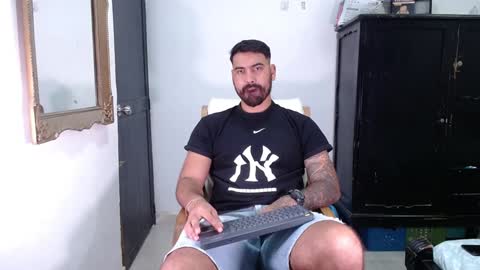 Tomas jhonson online show from 01.26.25