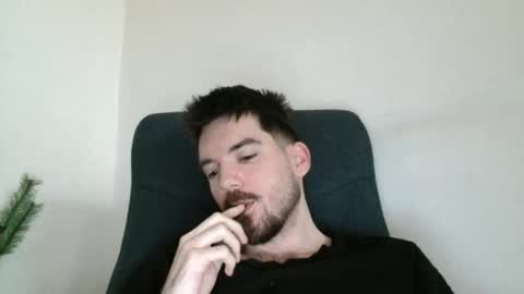 Onlyfans - Tomylind keep you in touch there online show from 05.01.26