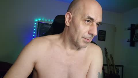 Snapshot of toninspektor chatting on 12.18.24 toninspektor online show from 12.18.24