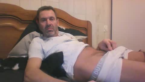 Snapshot of tonio1972 chatting on 12.14.25 tonio1972 online show from 12.14.25