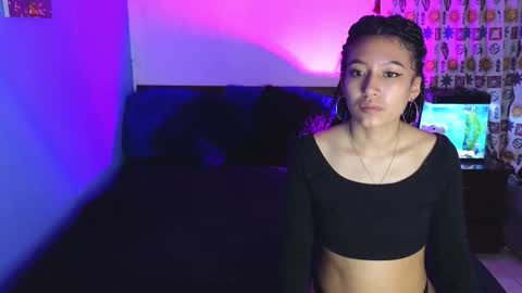 Snapshot of tony_and_sophia chatting on 10.22.25 Sophia Tony online show from 10.22.25