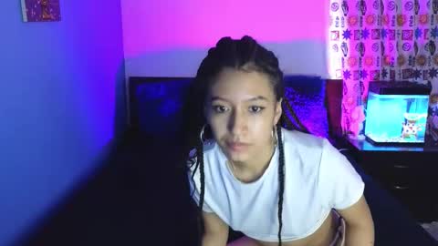 Snapshot of tony_and_sophia chatting on 11.21.25 Sophia Tony online show from 11.21.25