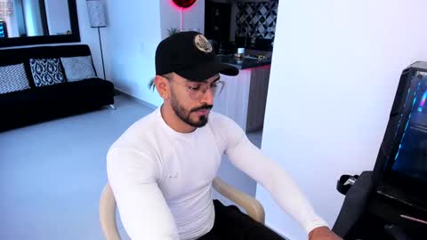 tony muscle1 online show from 01.17.25