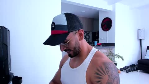 tony muscle1 online show from 02.23.25