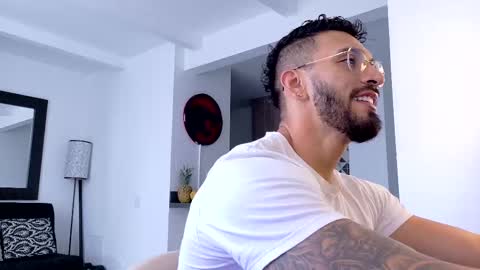 tony muscle1 online show from 09.19.25