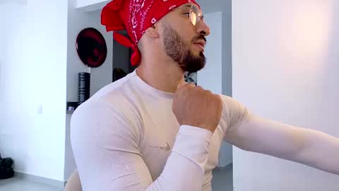 tony muscle1 online show from 11.01.25