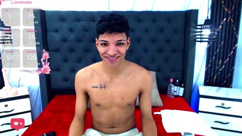 Snapshot of tony_rick_ chatting on 11.14.25 Tony And Rick online show from 11.14.25