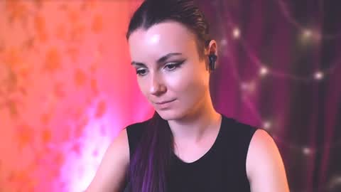 Elizabeth online show from 01.03.25