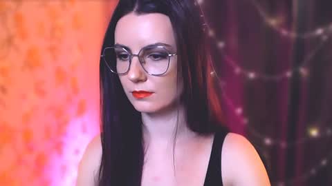 Elizabeth online show from 01.08.25