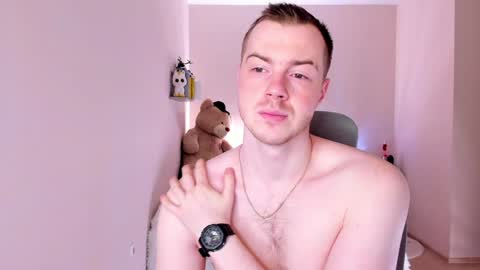 Snapshot of toohornyserj chatting on 01.22.25 toohornyserj online show from 01.22.25