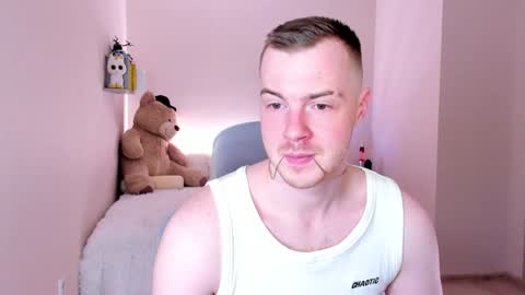 Snapshot of toohornyserj chatting on 01.24.25 toohornyserj online show from 01.24.25