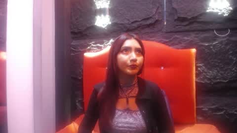 Topacio online show from 04.20.26