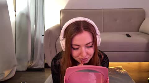 Snapshot of topwitch chatting on 03.11.26 Lina Next stream January 4 11am UTC 0 online show from 03.11.26