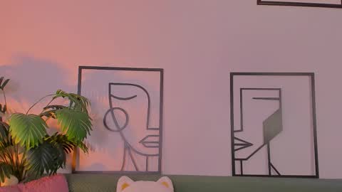 Tori online show from 10.06.25