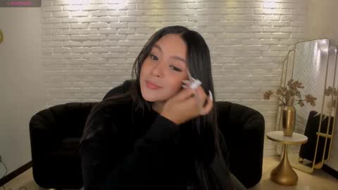 Tori Cross online show from 03.08.25