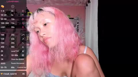 Snapshot of torispace chatting on 02.28.25 ToriSpace online show from 02.28.25