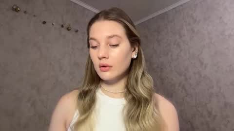 Snapshot of torydesmarias chatting on 01.12.26 Anita online show from 01.12.26