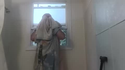 totallyawesome_65 online show from 09.14.25