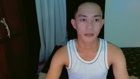 Snapshot of touch_of_alison chatting on 12.25.24 Alison online show from 12.25.24